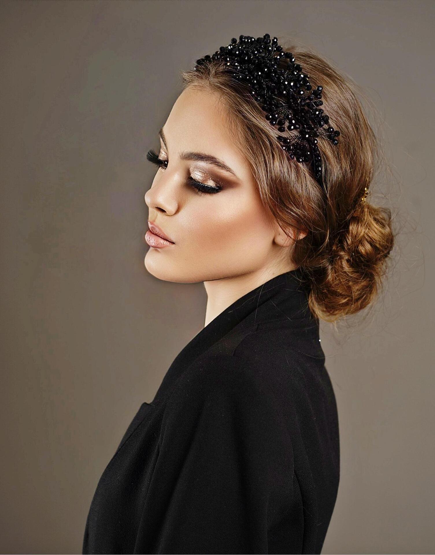 Диадема: Black Elegance