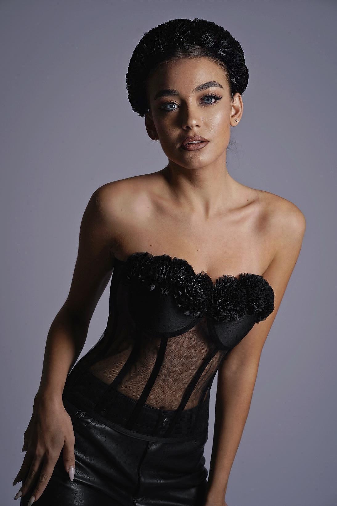 Диадема: Black Roses