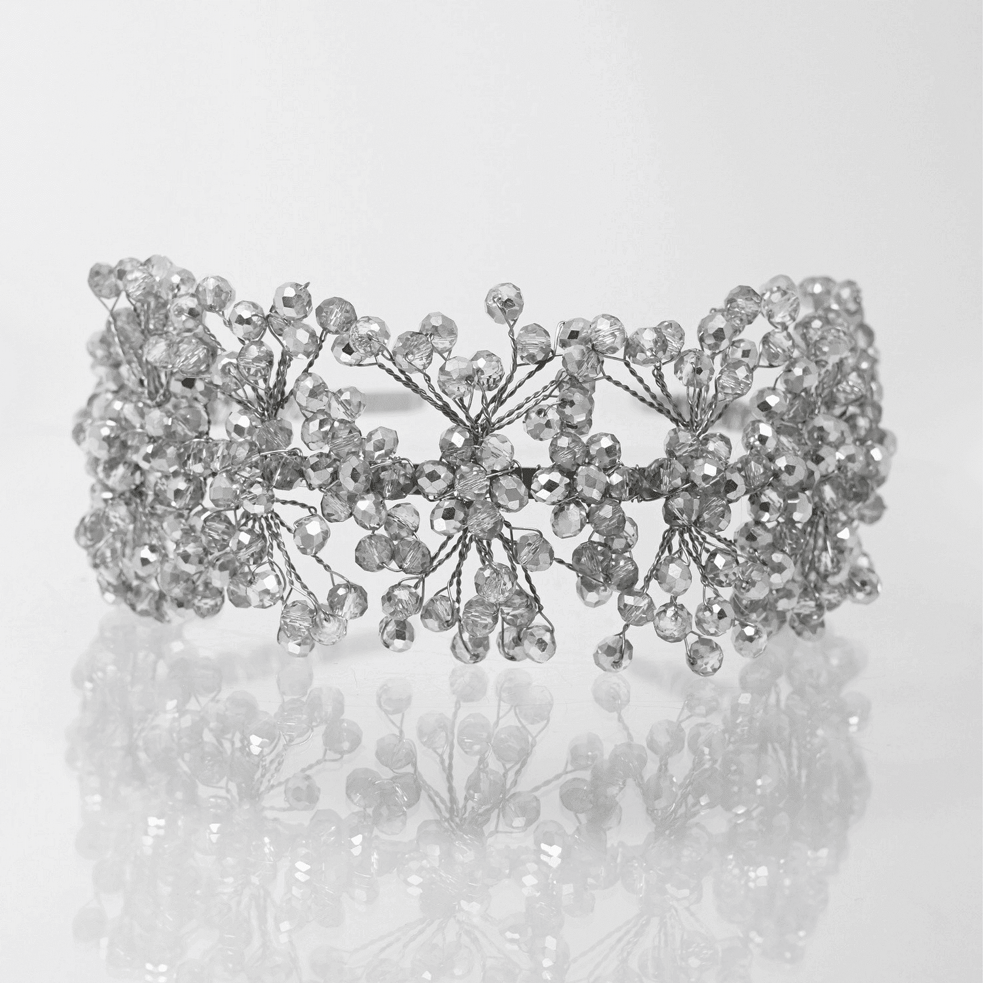 Диадема: Silver Elegance
