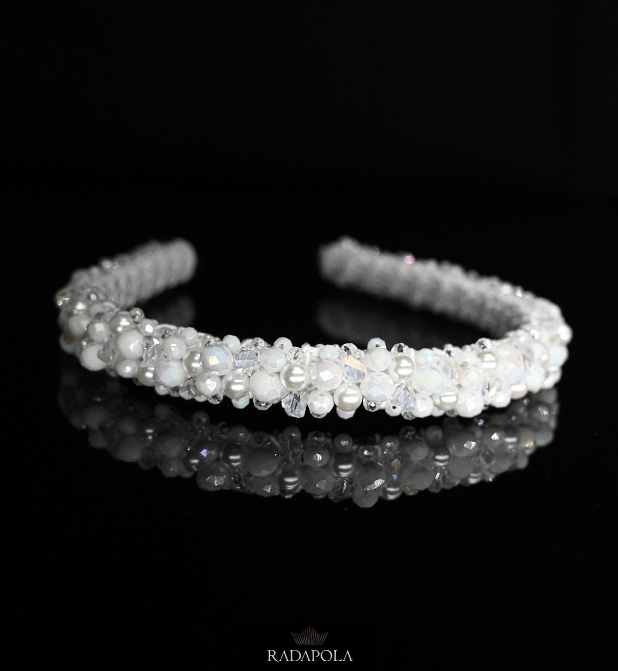 Диадема с мека основа: The Bride's Pearl