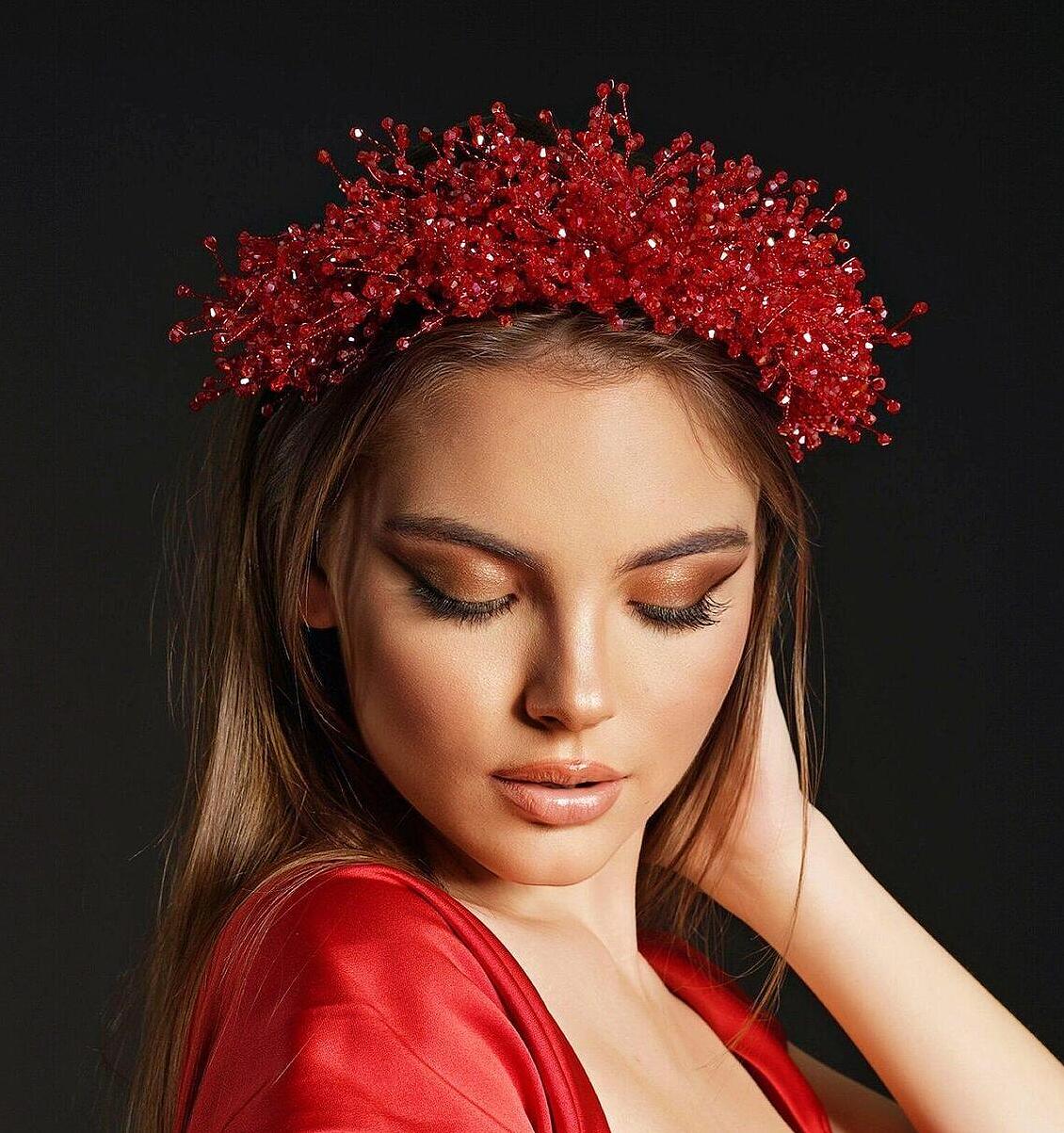 Корона: Red Illusion