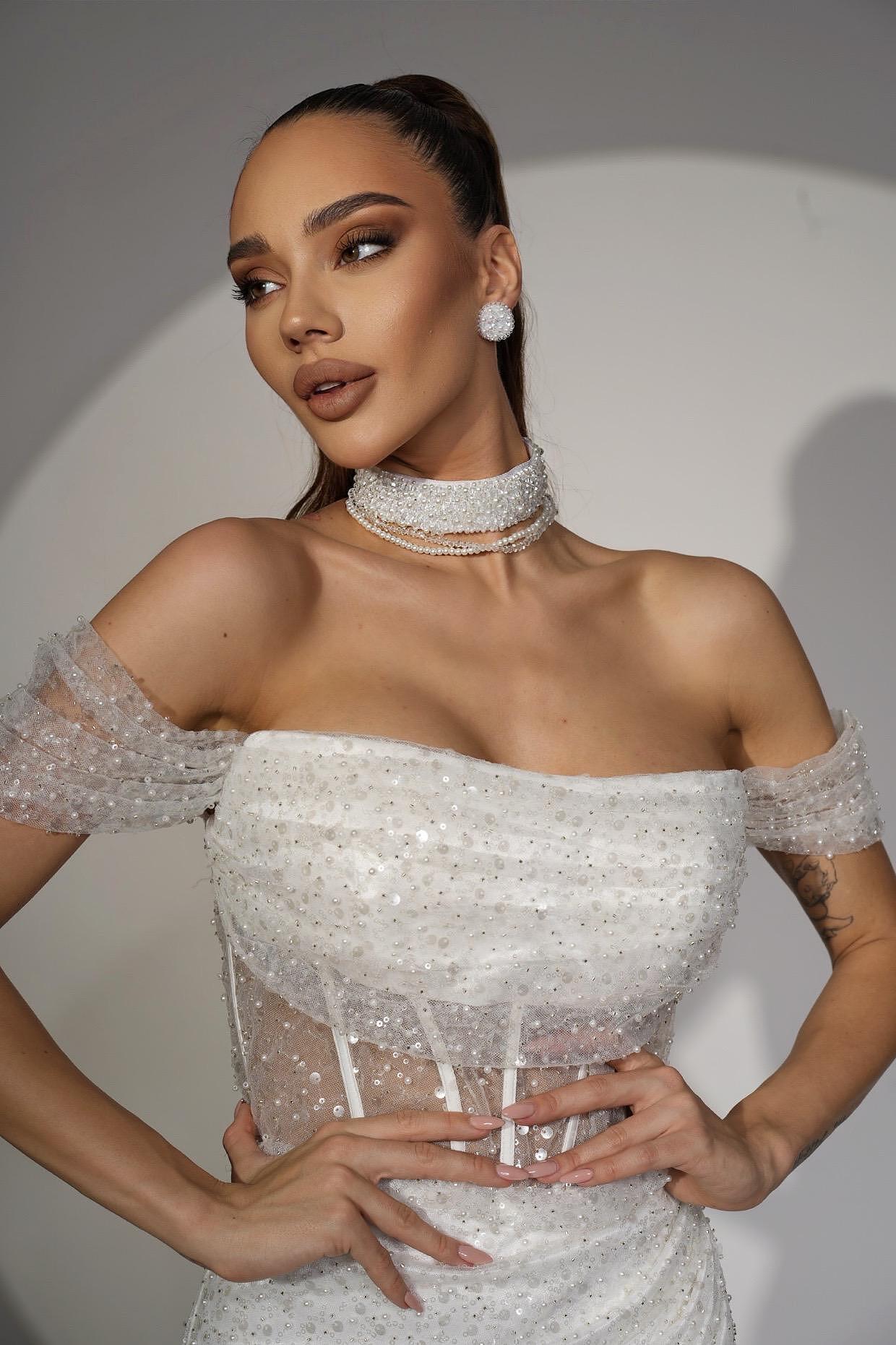 Чокър с кристали Swarovski и перли