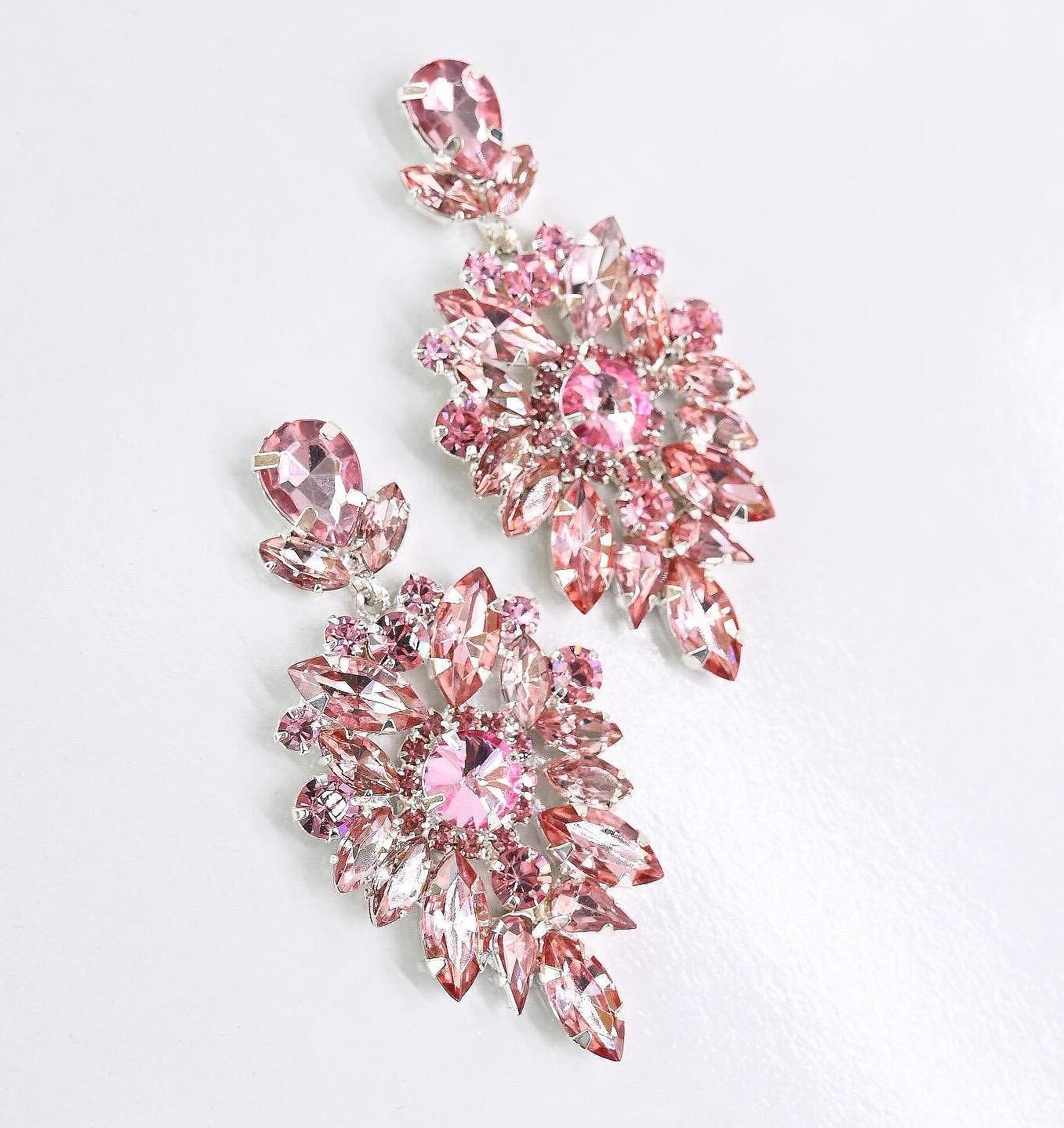 Обеци: Rose Pink Volume Earrings