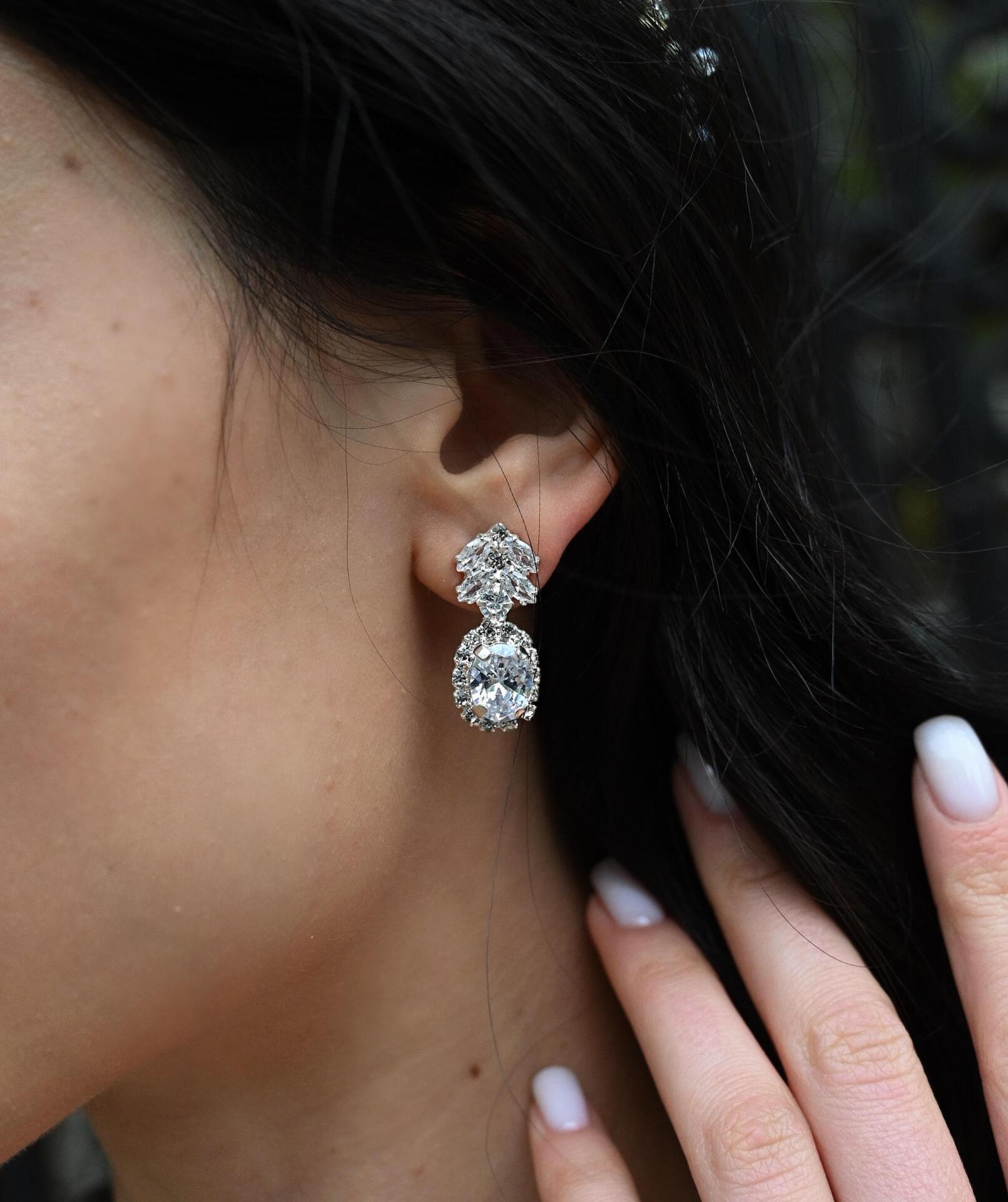 Обеци: Zirconium Earrings