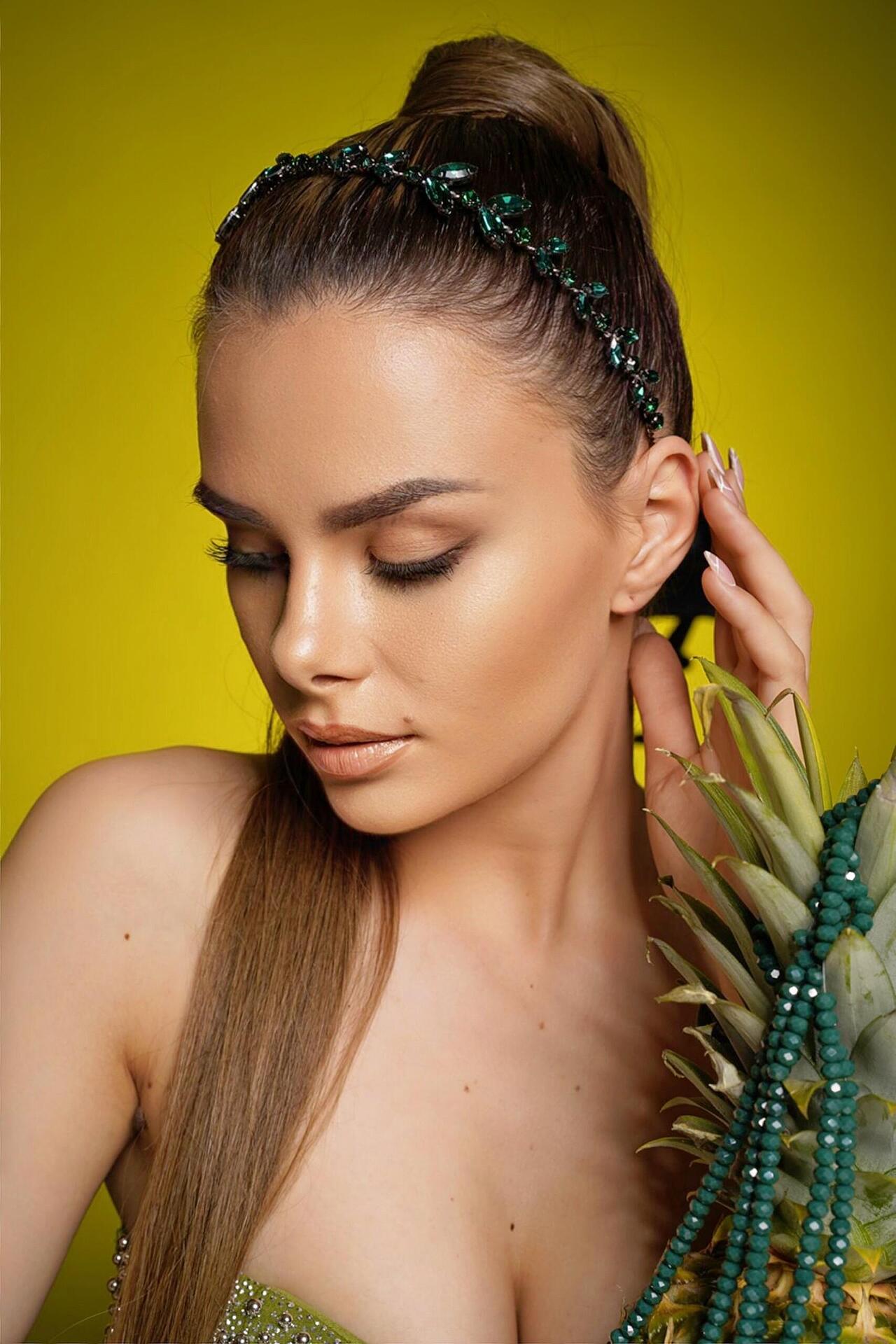 Тиара: Green Tenderness- Thin