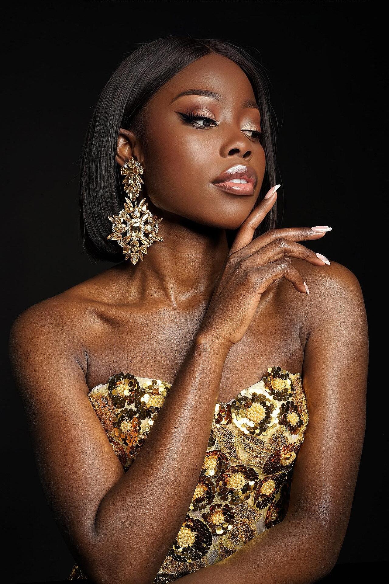 Обеци: Volume Gold Earrings